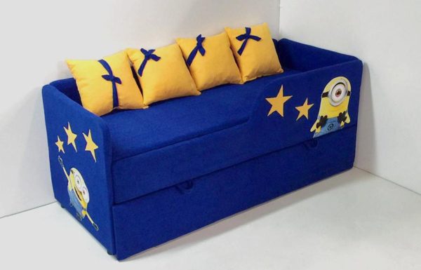 желто-синий диван для детей