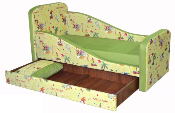 плюшевый детский диван