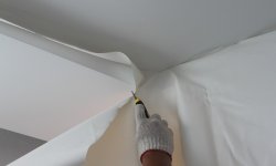 Чем специфичен тканевый натяжной потолок