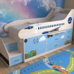 детская кровать-чердак самолет