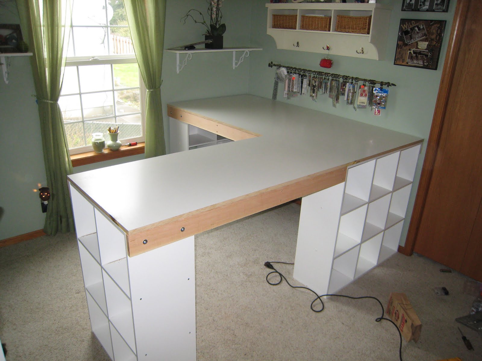 Самодельный угловой письменный стол