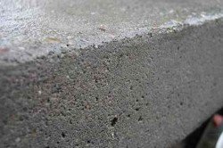 Застывший бетон с отсевом